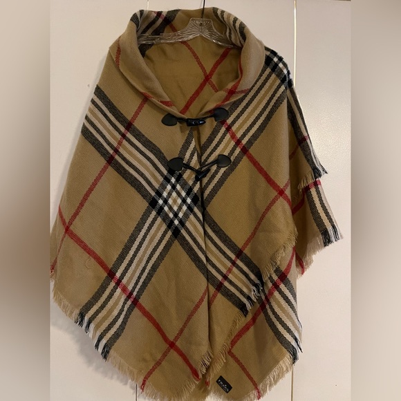 Fraas Shawl - Picture 1 of 2